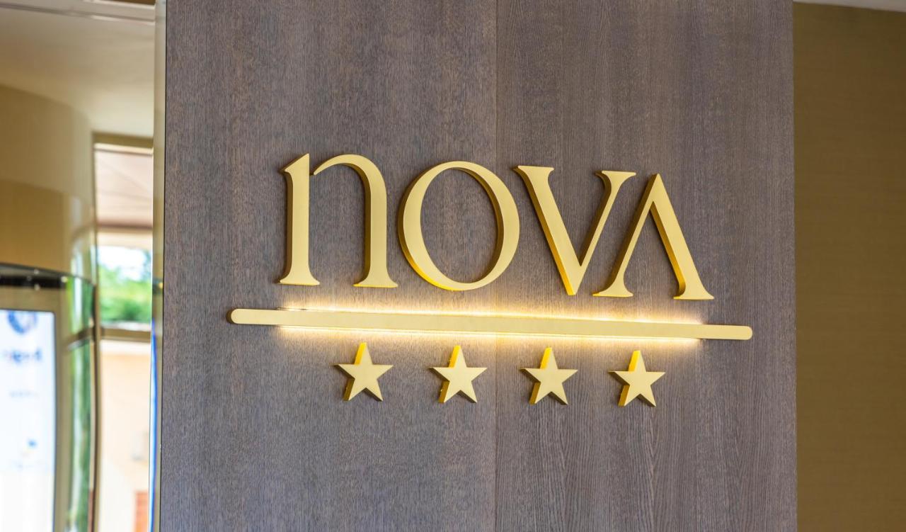 ترجوفيشت Hotel Nova Luxury المظهر الخارجي الصورة